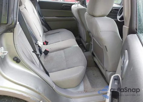 2006 Subaru Forester 2.5X z USA, uszkodzony, nr VIN JF1SG63606H753776